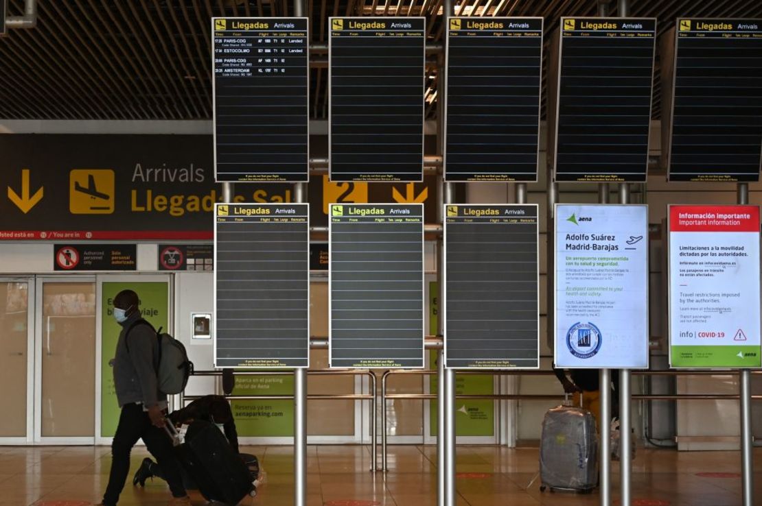 Foto de archivo. Terminal 4 del Aeropuerto Internacional Adolfo Suárez Barajas en Madrid.