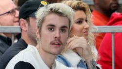 HOLLYWOOD, CALIFORNIA - JANUARY 23: Justin Bieber (L) and Tori Kelly (R) attend an event honoring Sir Lucian Grainge with a star on the Hollywood Walk of Fame on January 23, 2020 in Hollywood, California.