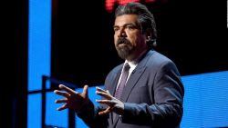 CNNE 986831 - 5 cosas que no sabias de george lopez