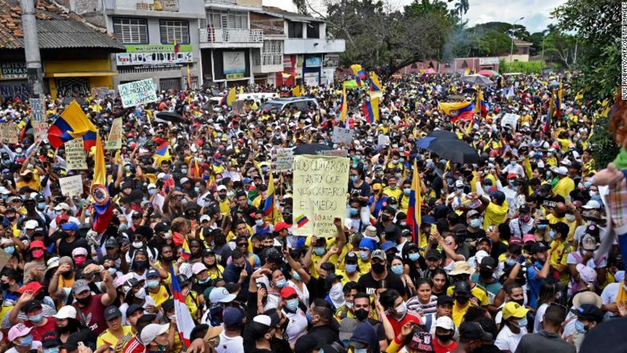 CNNE 987471 - cali-colombia-manifestaciones-reforma-tributaria