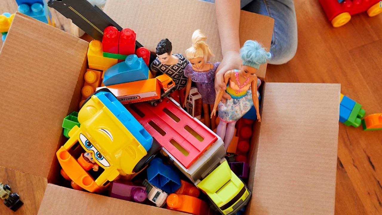 CNNE 992119 - mattel lanza plan de reciclaje de juguetes