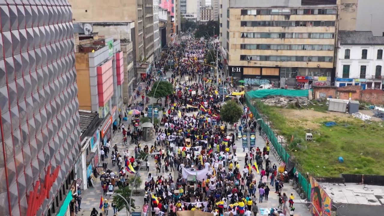 CNNE 992452 - francisco maltes tello- el paro continua en colombia