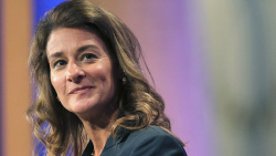 CNNE 992999 - melinda gates podria invertir su fortuna en estas causas