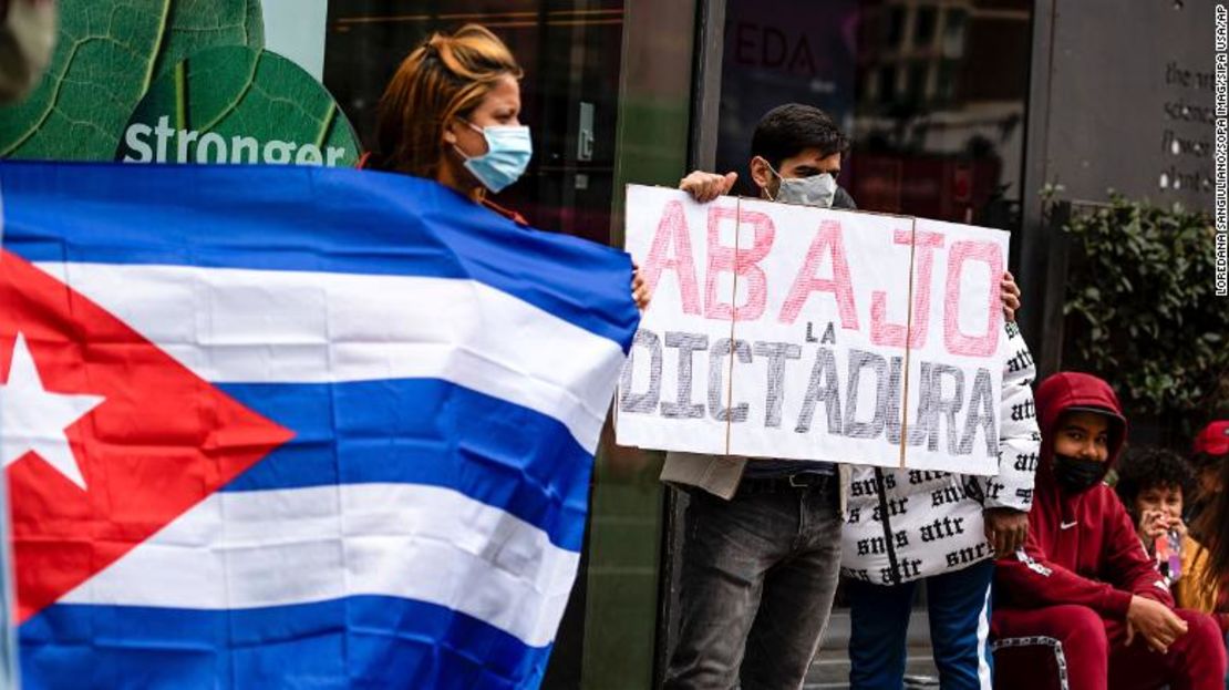 Protesta en Londres en solidaridad con Otero Alcántara.