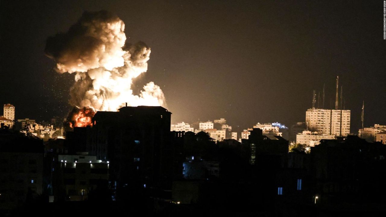 CNNE 993740 - el pueblo de gaza es victima de hamas, segun analista