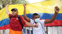 CNNE 995287 - asi ven colombianos que copa america se juegue en su pais