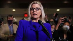 CNNE 995332 - liz cheney desafio a trump y le costo el cargo