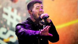 CNNE 997269 - nick jonas se recupera tras accidente