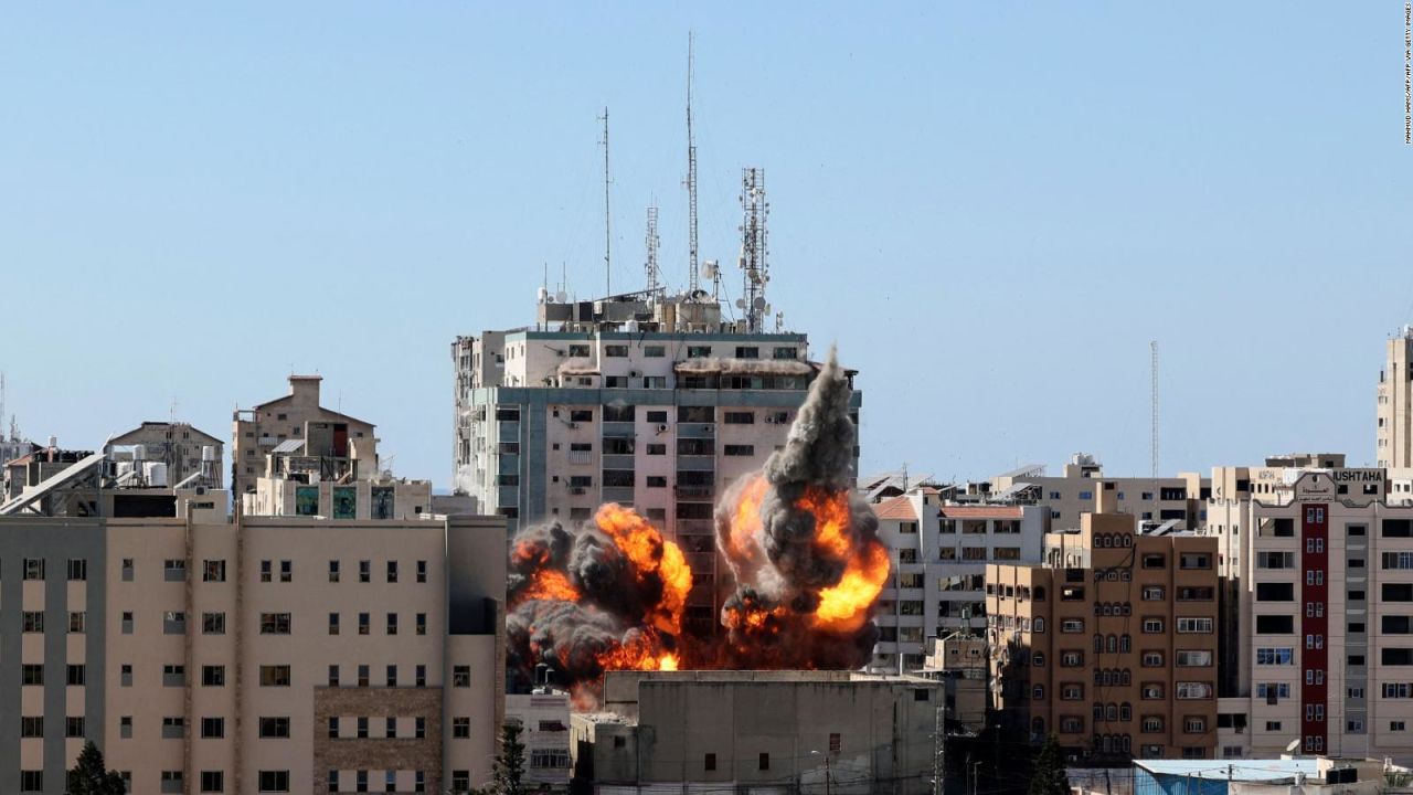 CNNE 998448 - ¿que habia en el edificio destruido en gaza?