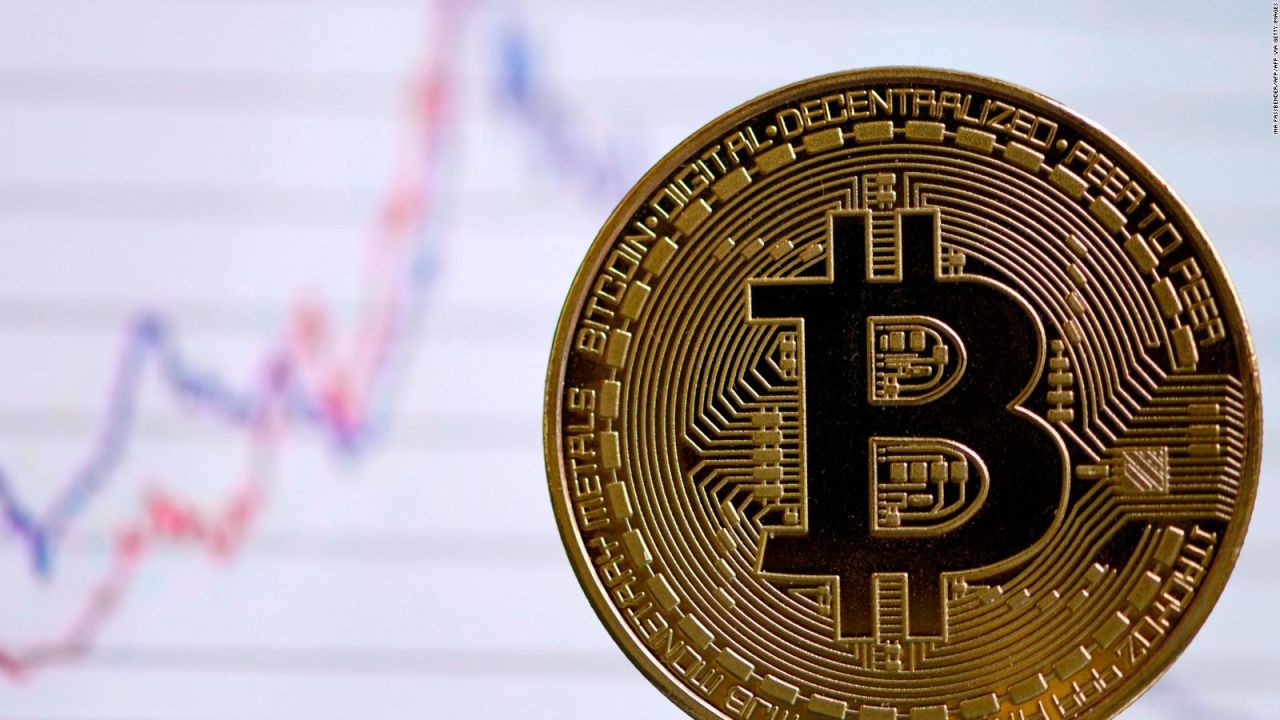 CNNE 999818 - bitcoin- razones por las que sube y baja de precio