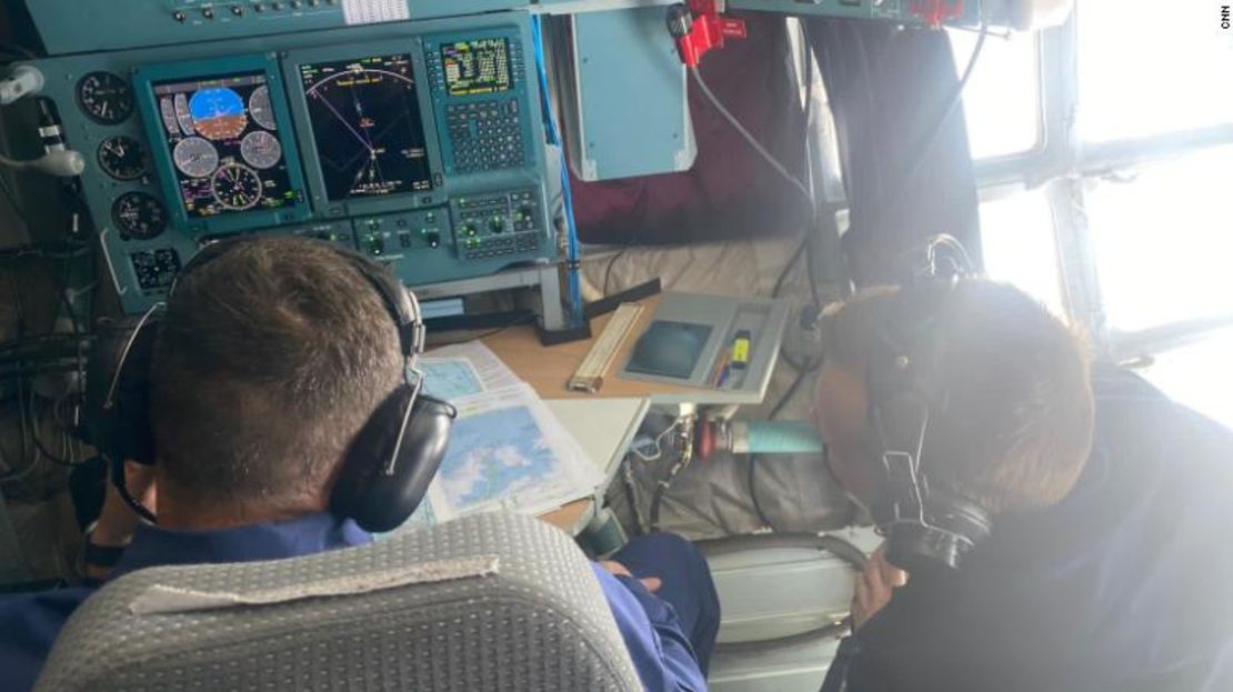 Dentro del área de navegación del avión de carga Ilyushin Il-76.