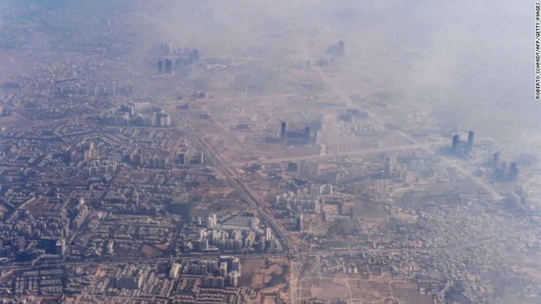 CNNE a33f533a - 151230122316-delhi-air-pollution---copter-780x439