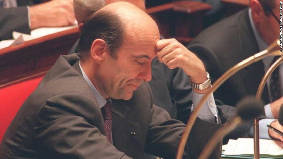 Primer ministro francés Alain Juppé en sesión en el Parlamento en noviembre de 1995.