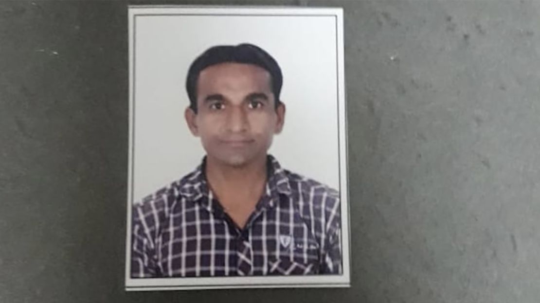 Jayesh Patel tiene 32 años y es residente del estado de Gujarat.