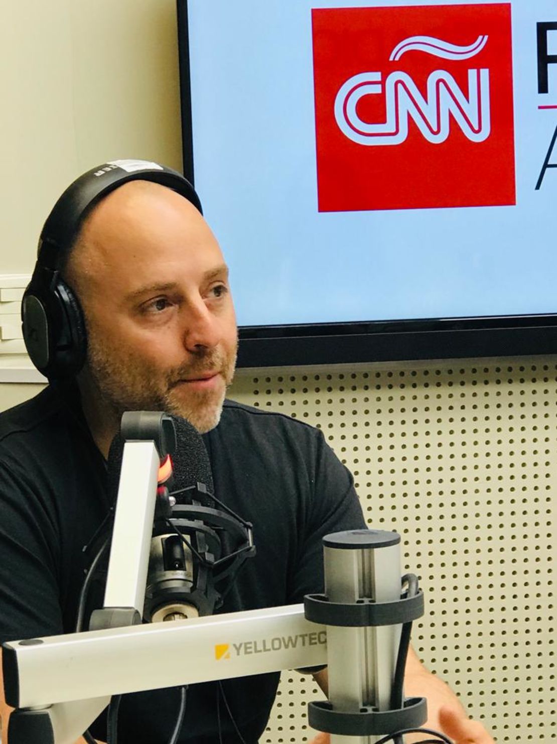 José María Muscari, en los estudios de CNN Radio Argentina.