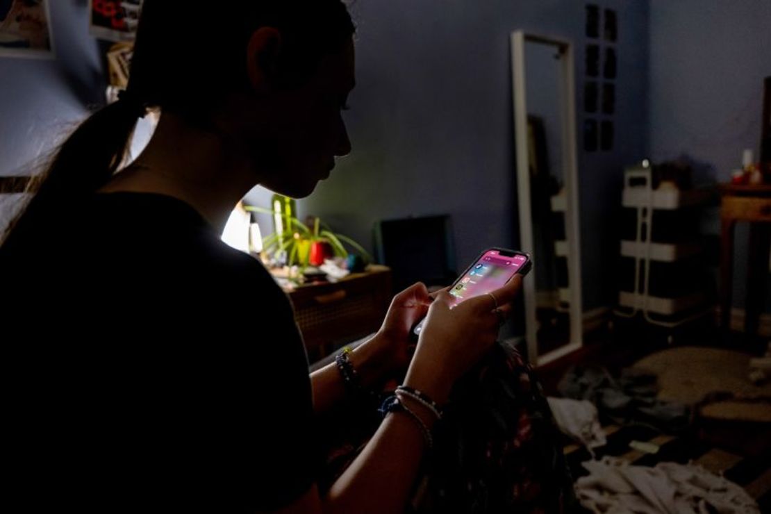 Algunas personas influyentes en el bienestar están exponiendo al público joven a una gran cantidad de información errónea sobre el clima. Spencer Platt/Getty Images