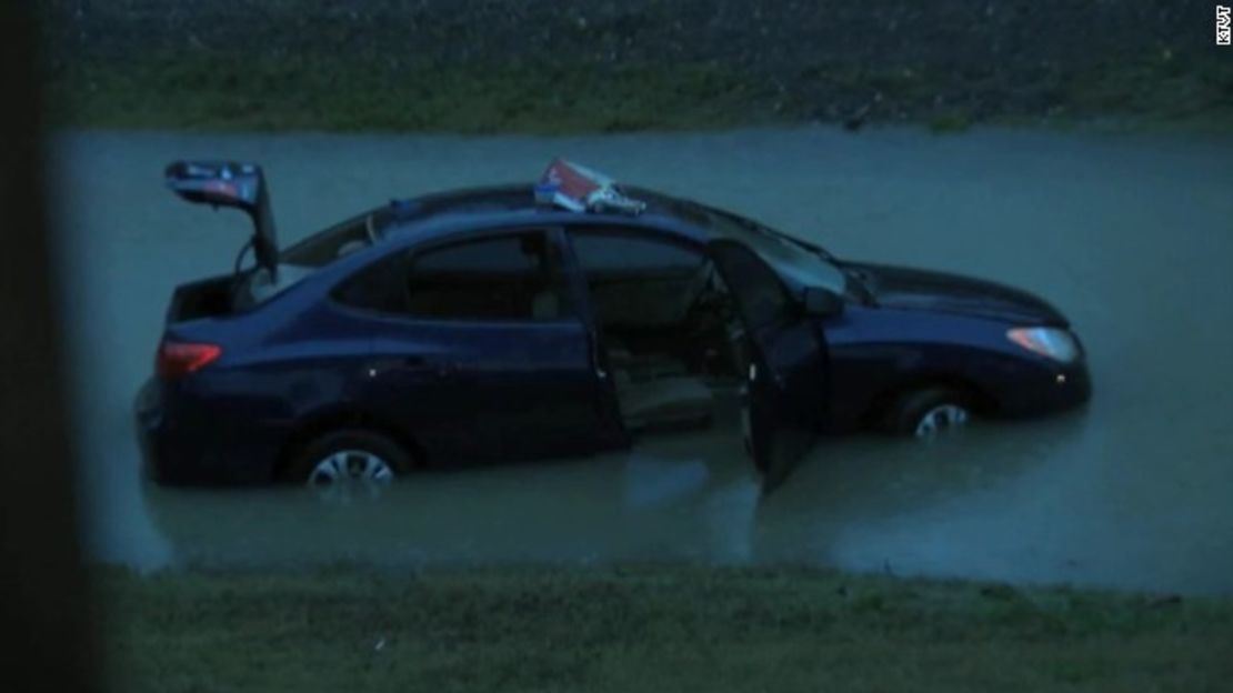 CNNE b7a8a8f0 - 151128125230-garland-texas-flooding-death-vehicle-pkg-00000801-story-top