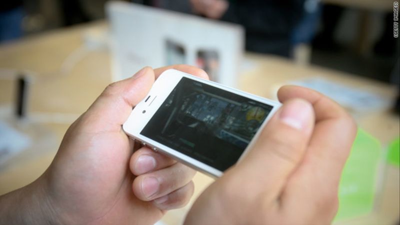 Y el iPhone blanco llegó por fin a las tiendas | CNN
