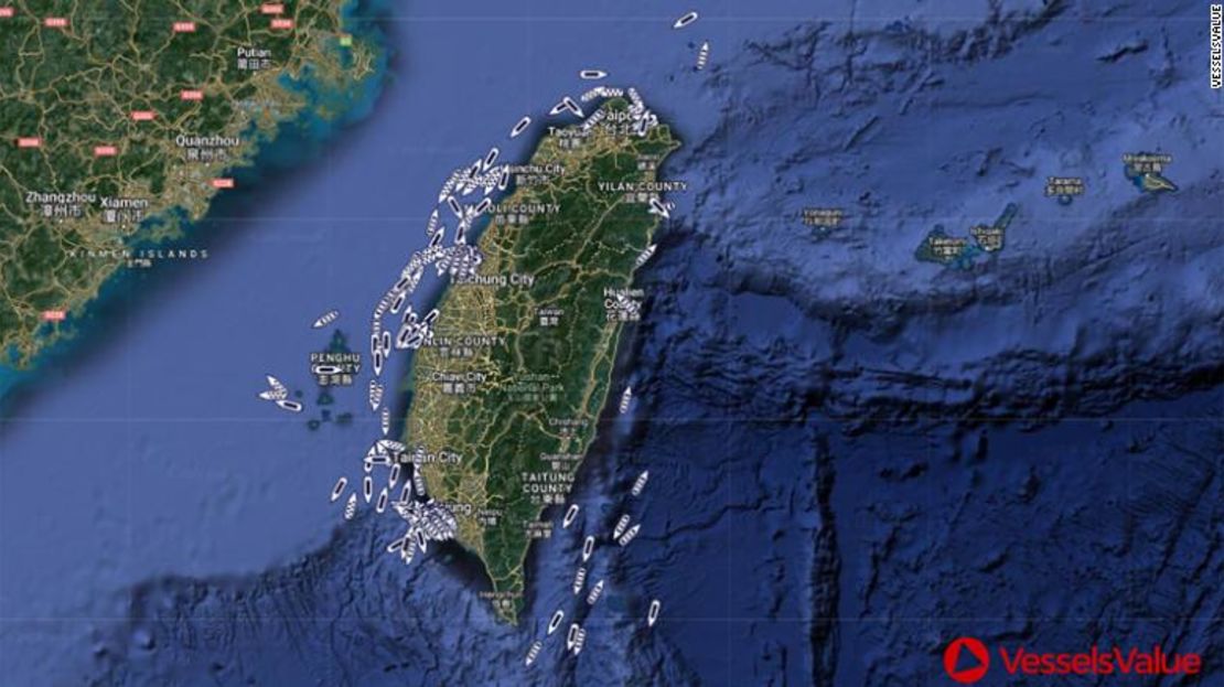 Portacontenedores, petroleros y graneleros que actualmente se encuentran en aguas territoriales de Taiwán.