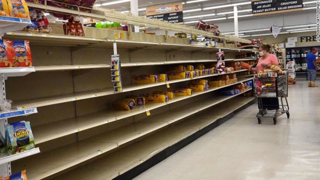 La gente vació los supermercados preparándose para Sally en Alabama.