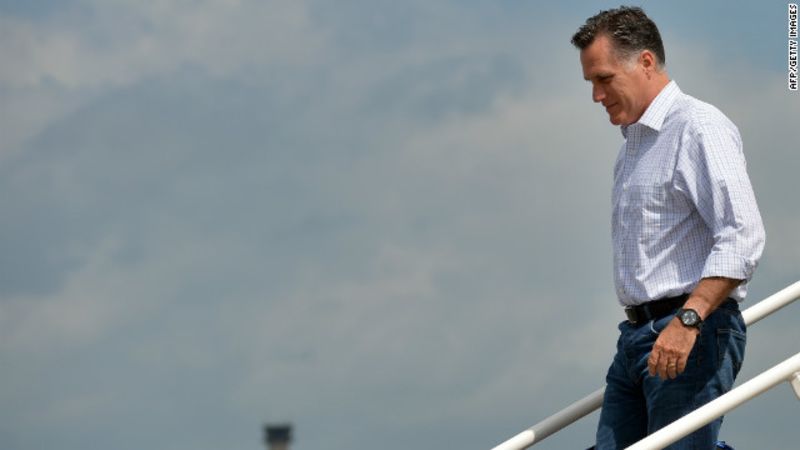 Mitt romney llega a la convención republicana tras el retraso por 