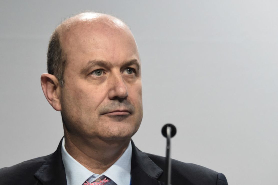 El exgobernador del Banco Central argentino, Federico Sturzenegger, da una conferencia de prensa en las reuniones anuales del Banco Mundial y el Fondo Monetario Internacional el 13 de octubre de 2017 en Washington. (Foto: ERIC BARADAT/AFP via Getty Images).