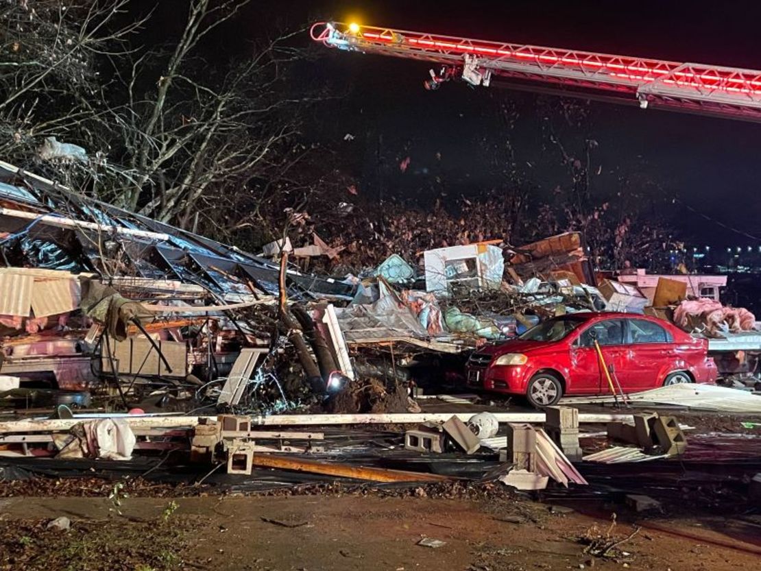 Daños por tormenta en Nesbitt Lane en Madison, Tennessee, este sábado. Oficina de Manejo de Emergencias de Nashville