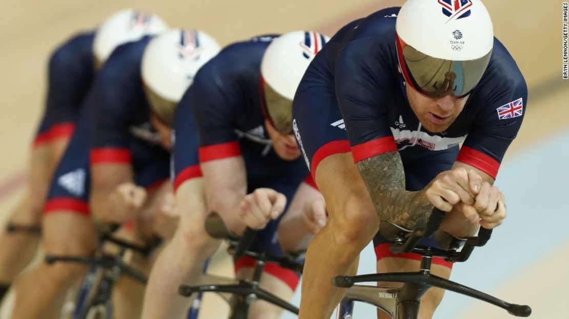 Bradley Wiggins a la cabeza del equipo británico, durante un entrenamiento, en Río 2016.