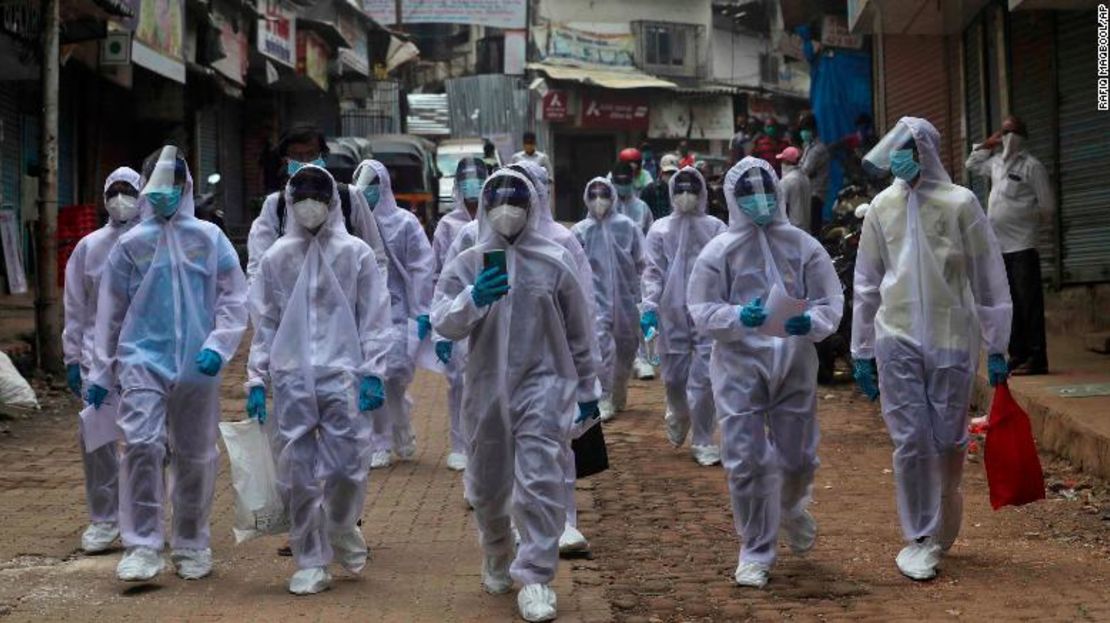 Trabajadores de la salud en Mumbai, India.