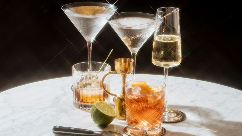10 tools to elevate your home cocktail bar | CNN Underscored