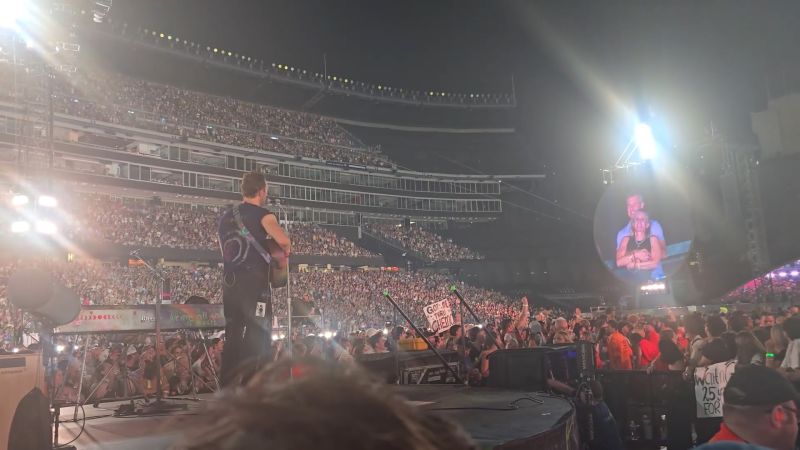 Вижте всички теми Връзка копирана Следвайте Оставката идва след като