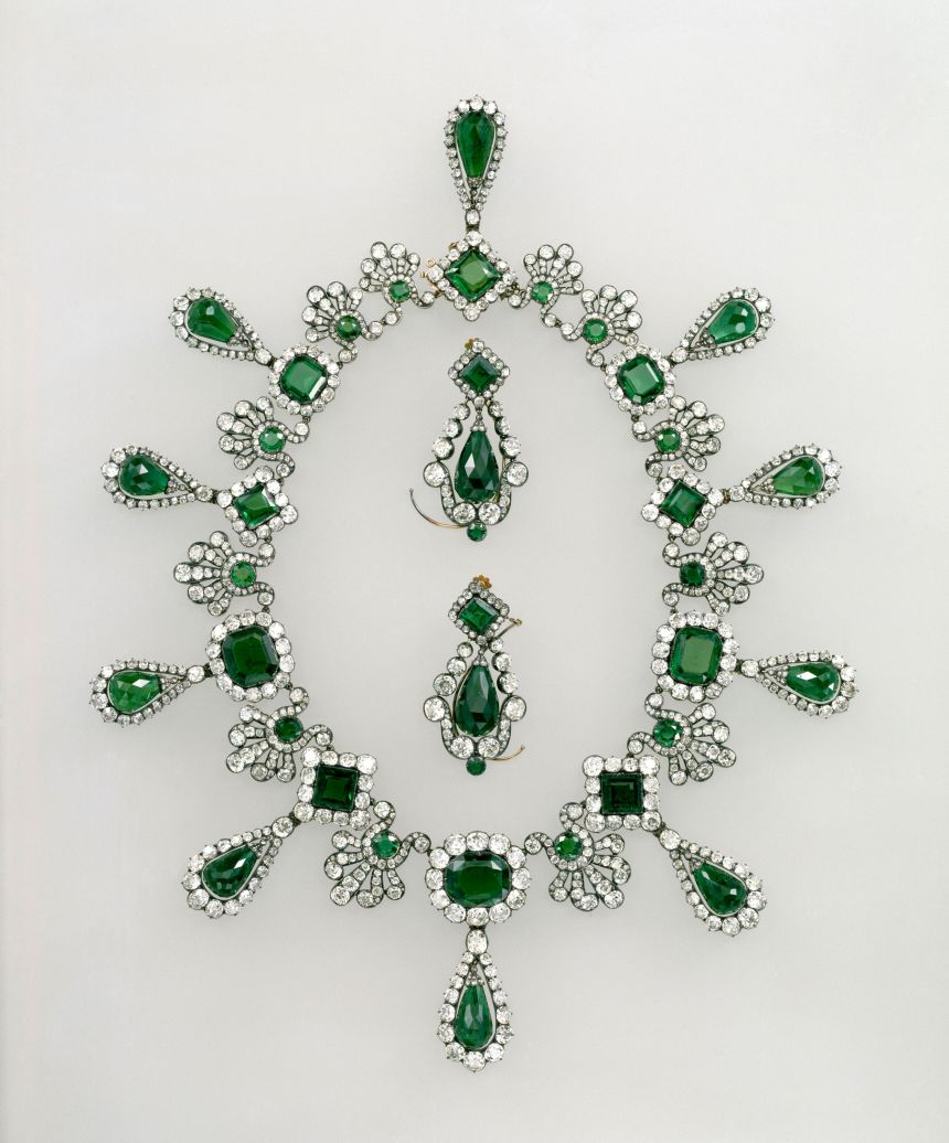 A necklace and earrings from the emerald set of Napoleon's second wife Empress Marie-Louise were among the jewels stolen from the Louvre.