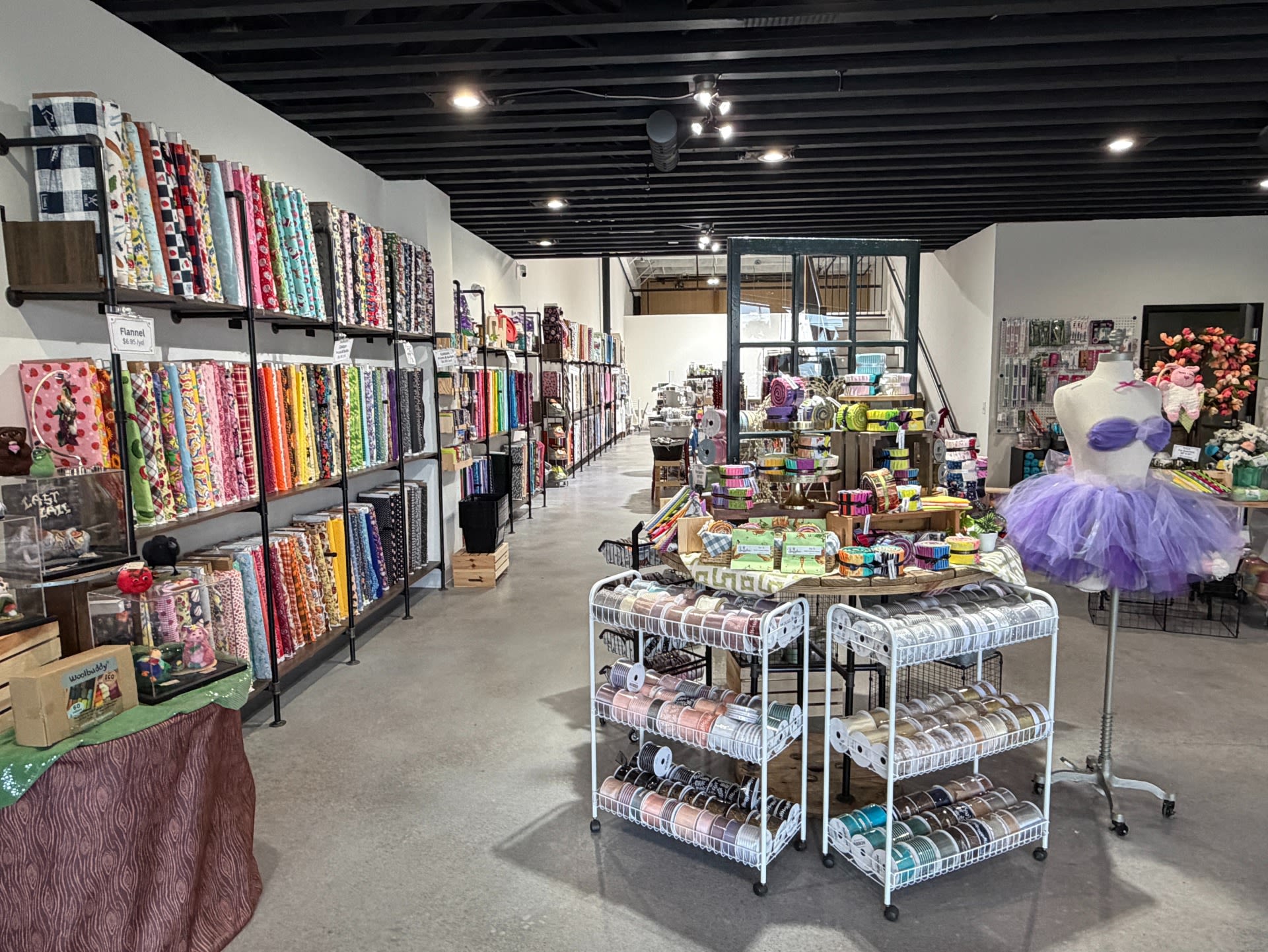 AI’s not taking all the jobs. Just ask your local hobby shop, garage band and crafts store | CNN Business image 11