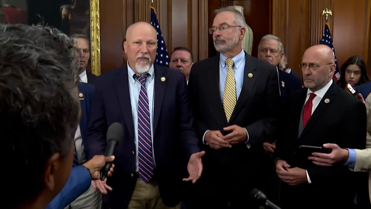 Conservatives Trump bill 16x9.jpg
