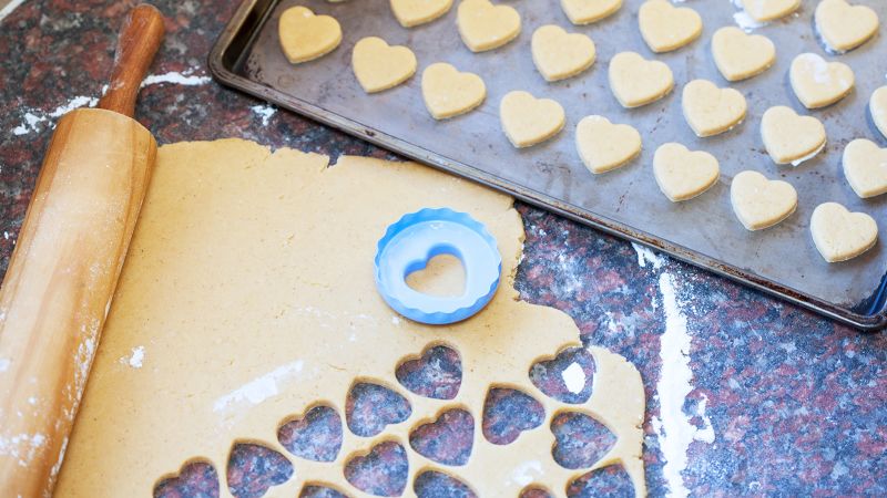 The best cookie cutters and cookie tools for bakers | CNN Underscored