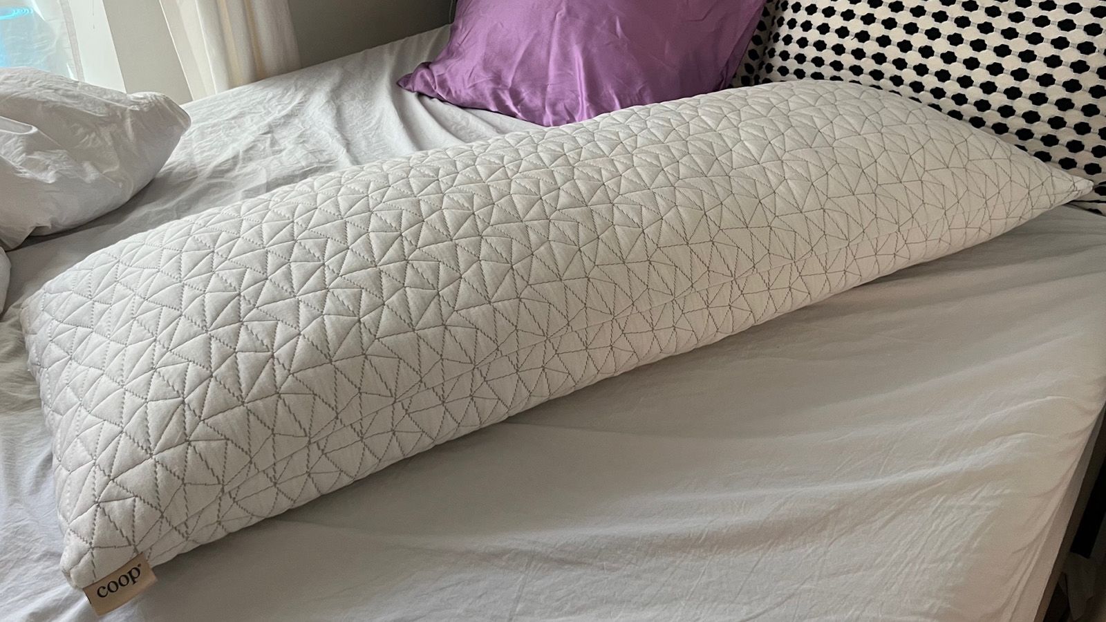 The 7 Best Pillows for Side Sleepers of 2023, Tested and Reviewed