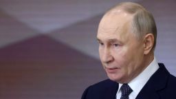 El presidente de Rusia, Vladimir Putin, pronuncia un discurso en Moscú este jueves.