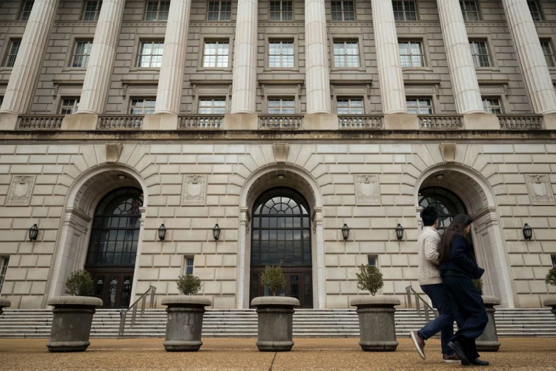 Una vista del edificio del Servicio de Impuestos Internos en Washington el 16 de febrero de 2025.