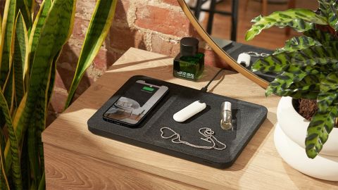 Courant Catch-3 Essentials Wireless Charging Dock