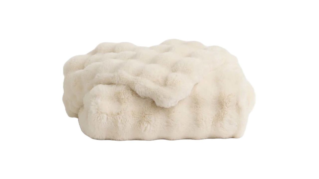 Cozy Earth Bubble Blanket.jpg