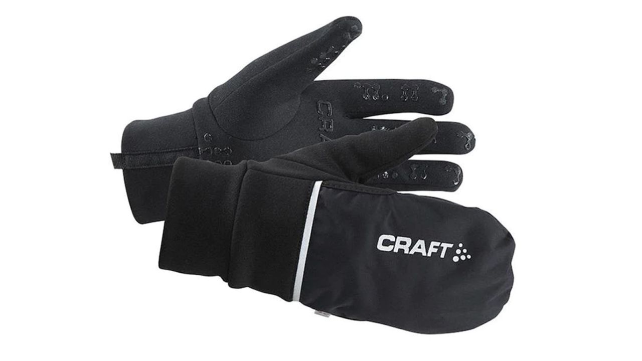 Keep Everything Under Control - Comparison of Fitness Gloves, Chalk & Co.,  exercise gloves
