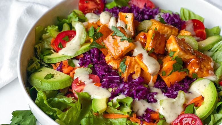 crispy buffalo tofu salad
