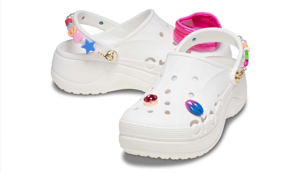 Crocs Platform Clog Sandals.jpg