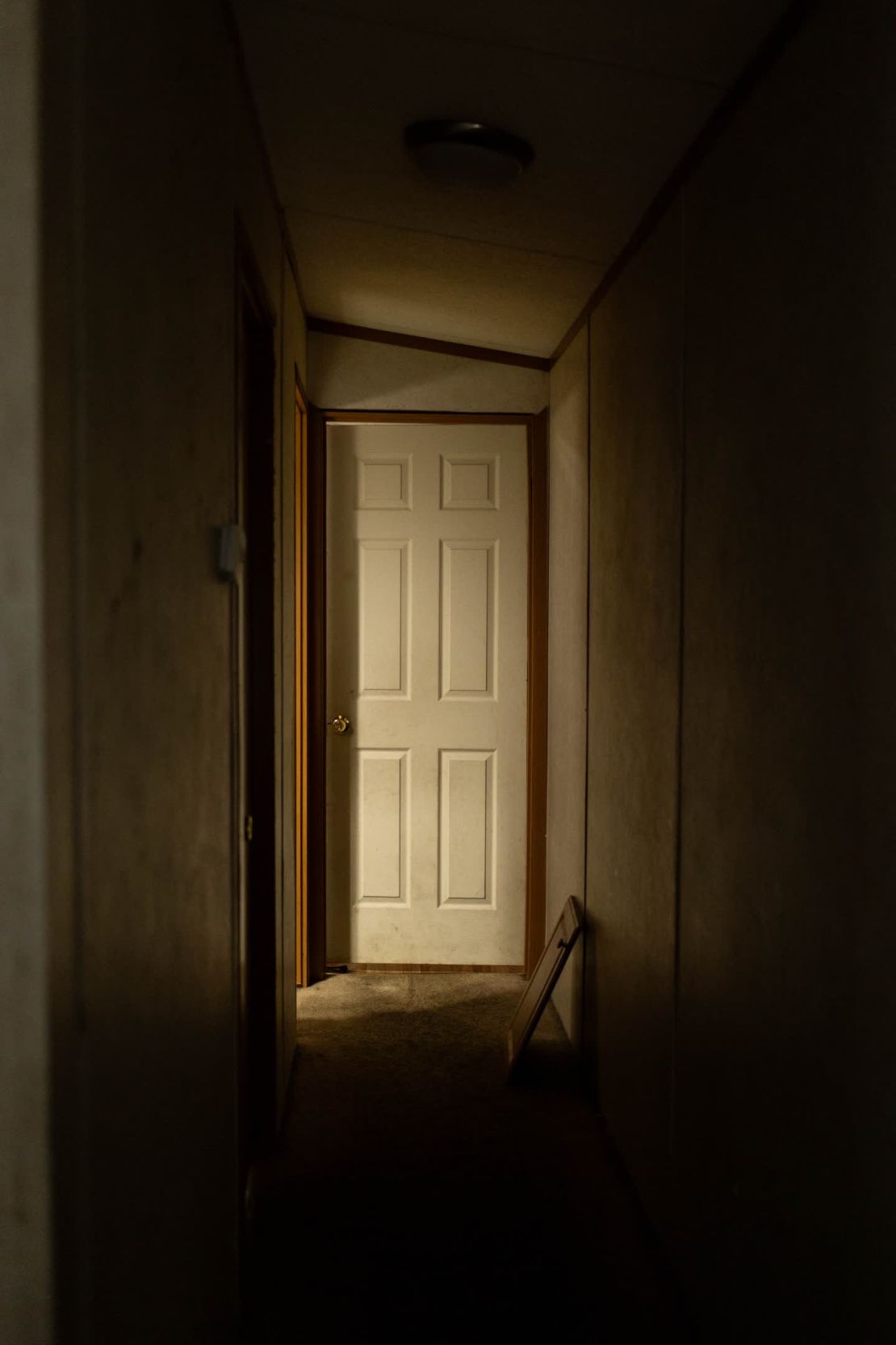 N dice que ha estado pasando más tiempo en su casa rural de Pensilvania. "Me da miedo salir a caminar y no quiero ir a la tienda", dice. "Me está volviendo loca".