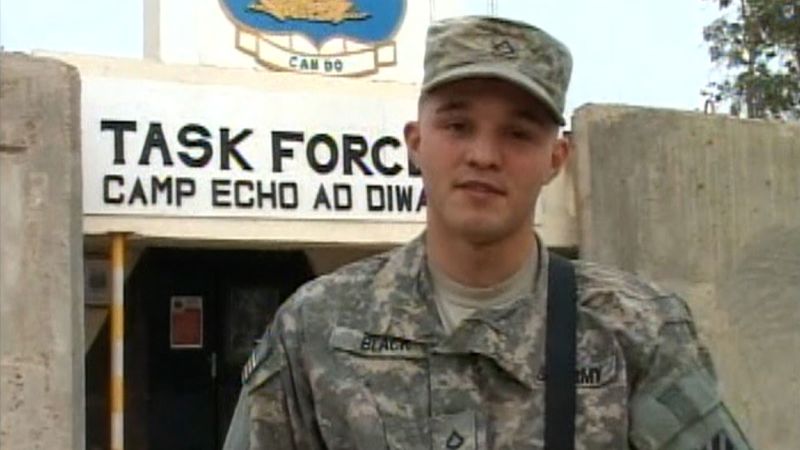 Задержанного в России американского солдата проведут под стражей два месяца Задержанного в России американского солдата проведут под стражей два месяца