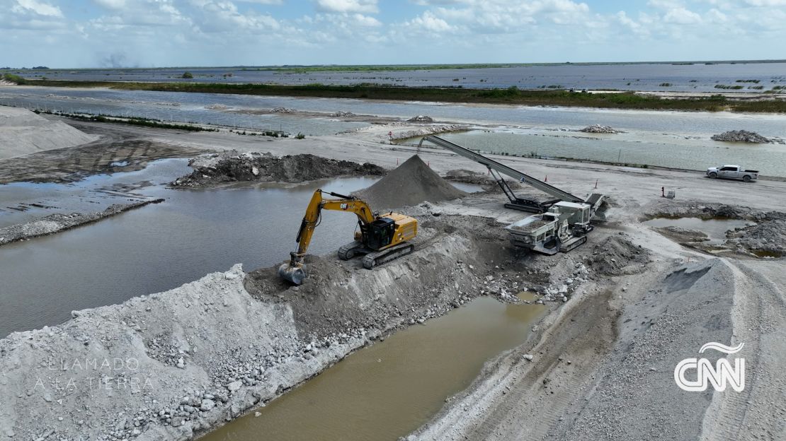 CTE Everglades PT1 PICS H.00_06_45_15.Still010.jpg