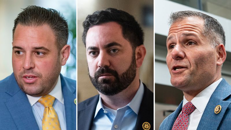 Competitive New York House races become a fight to define the middle in final weeks