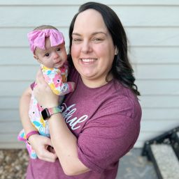 Elizabeth and her daughter, Zari Grace.