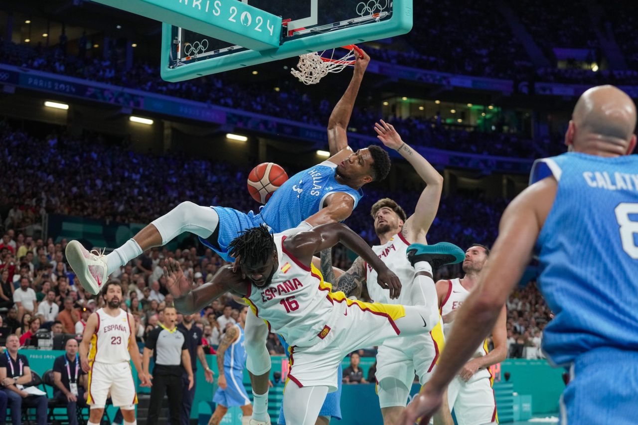 Giannis Antetokounmpo of Greece dunks during a match against Spain at Stade Pierre Mauroy in Lille on Tuesday.