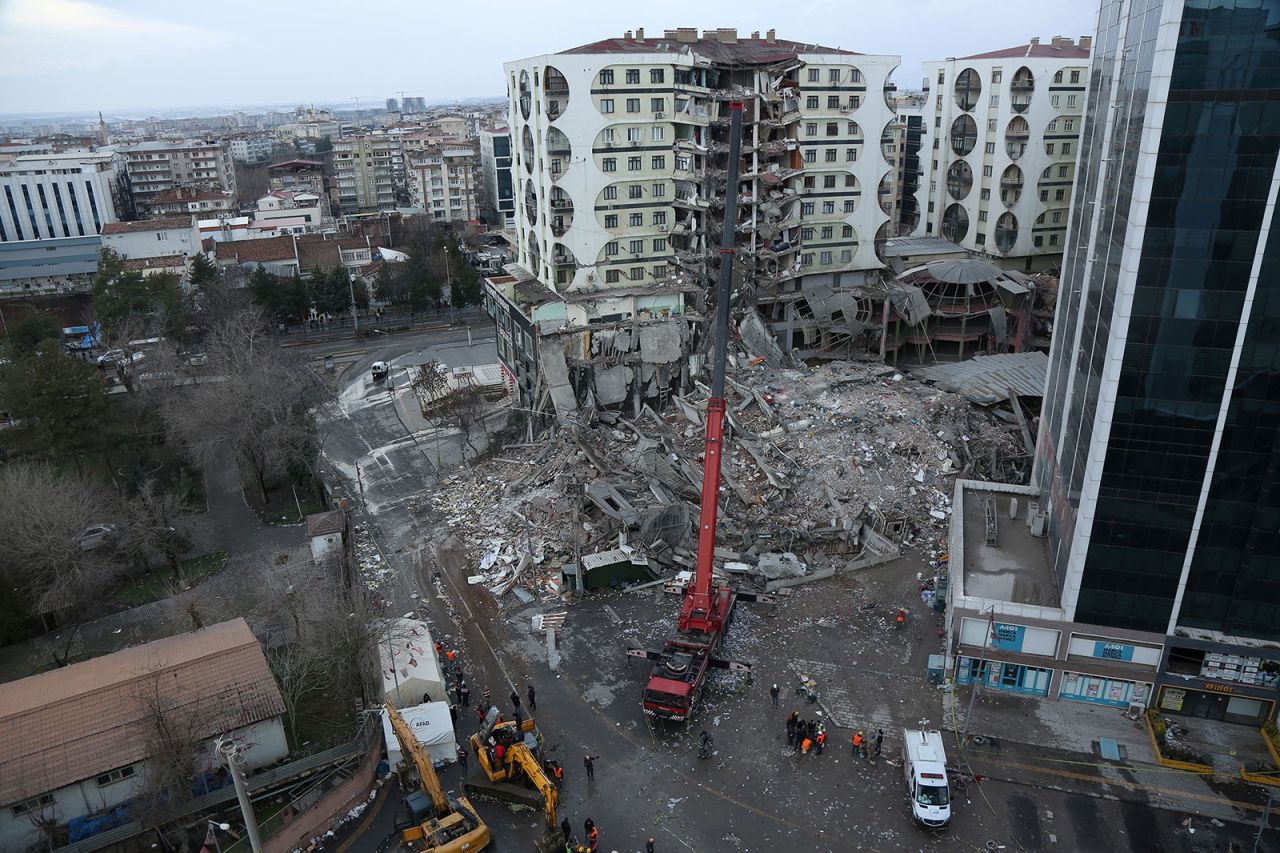 A collapsed building is seen in Diyarbakir, Turkey, on Monday. 